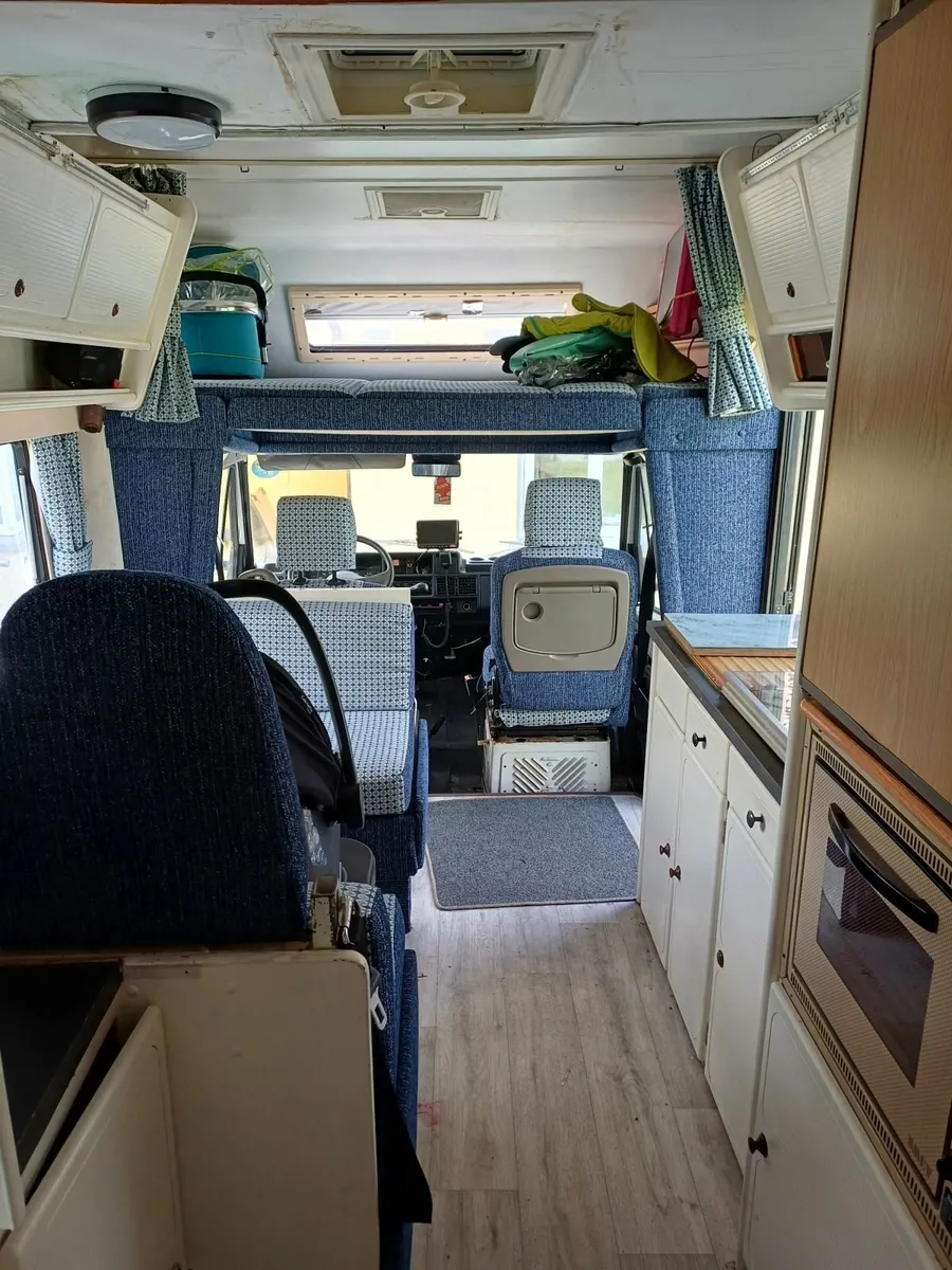 Campervan/motorhome - Image 1