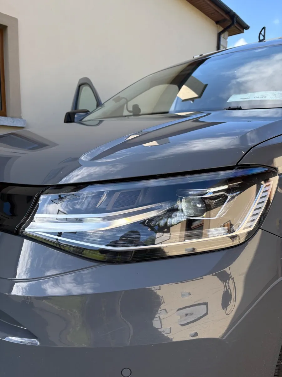 Volkswagen Caddy 2023 - Image 2