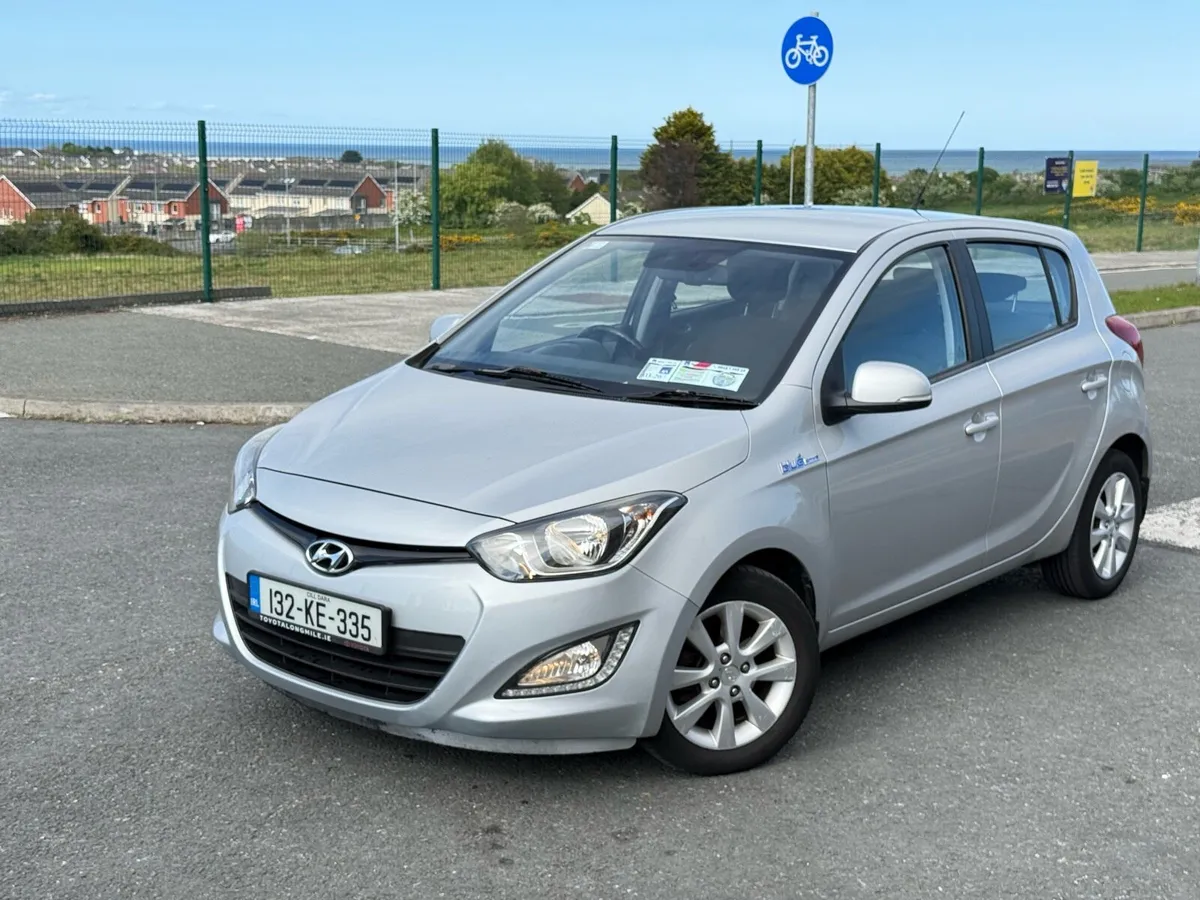 2013  Hyundai i20 1.2L Petrol Premium Manual [NCT] - Image 2