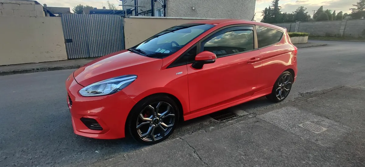 Ford Fiesta St-line 100ps 2019 - Image 1