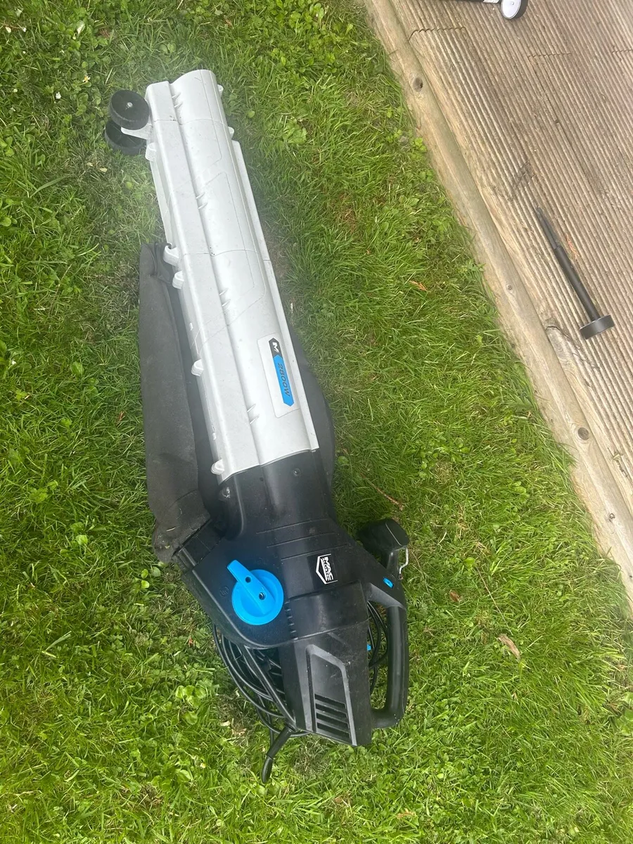 Mac allister leaf blower/hoover - Image 1