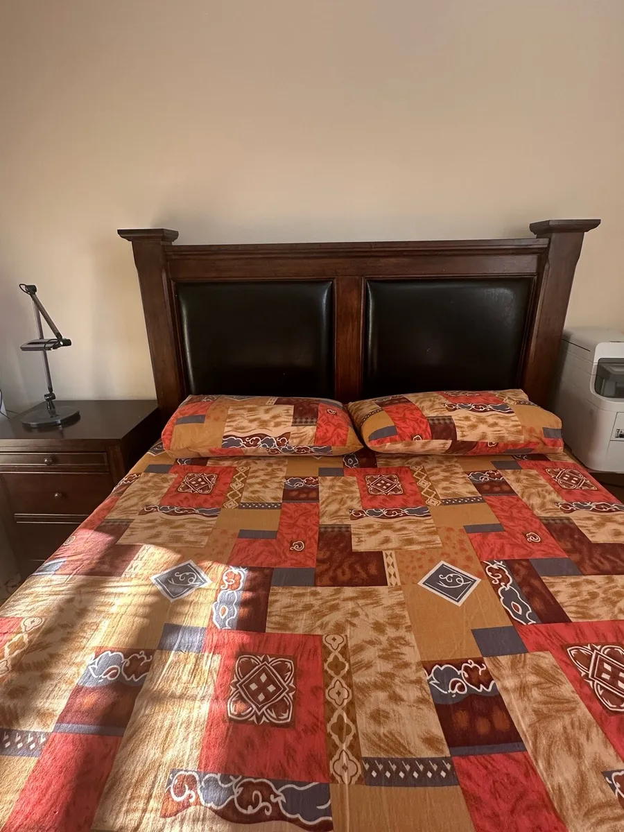 Bed - Image 2