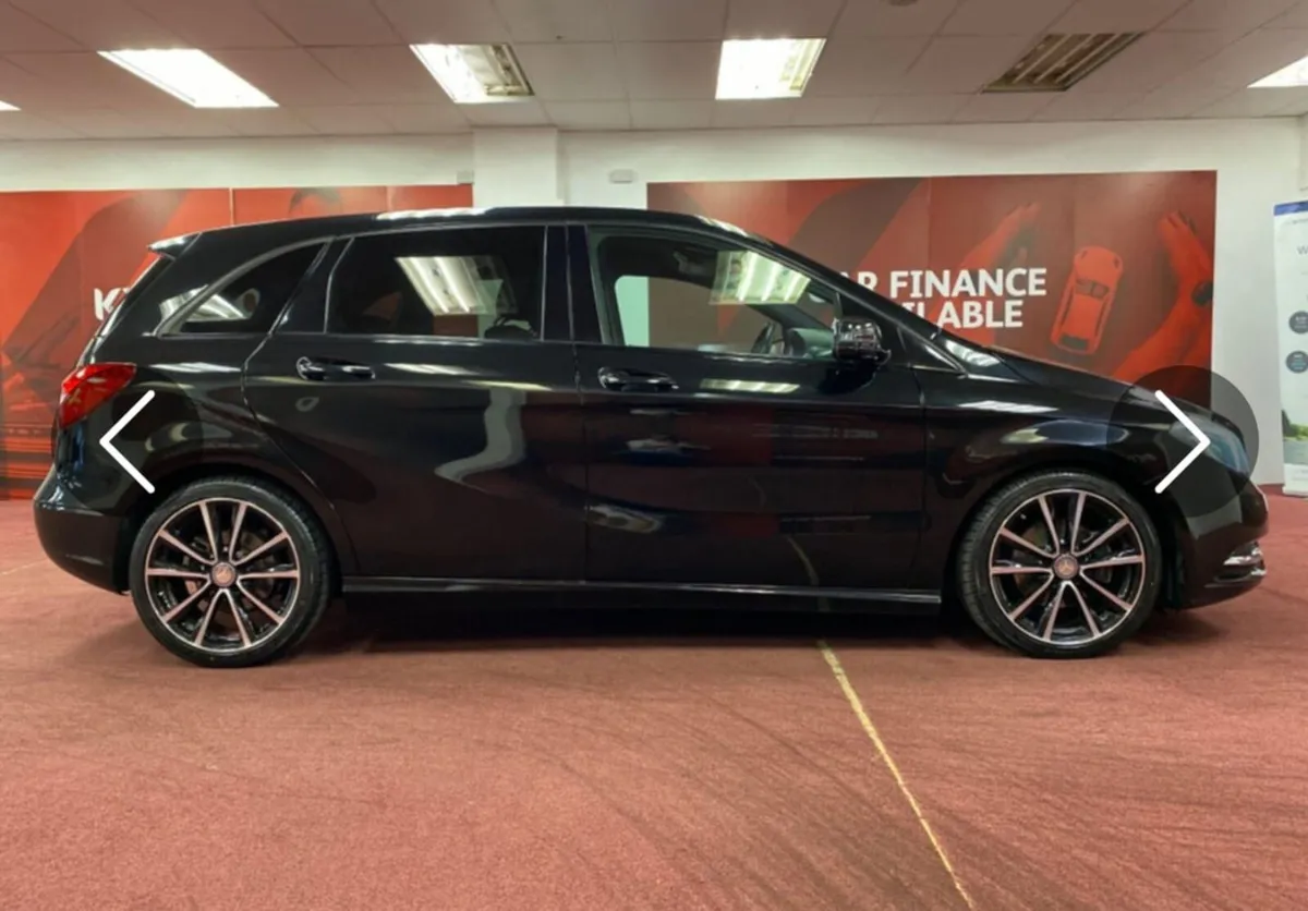 Car - Image 1