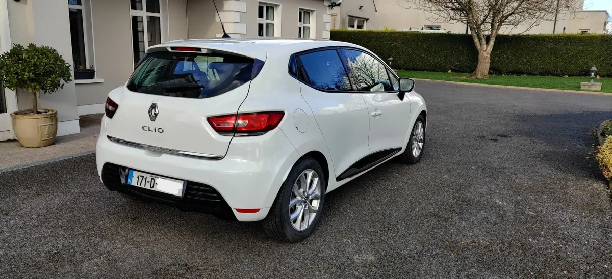 Renault Clio 2017 **2 Years NCT** - Image 4