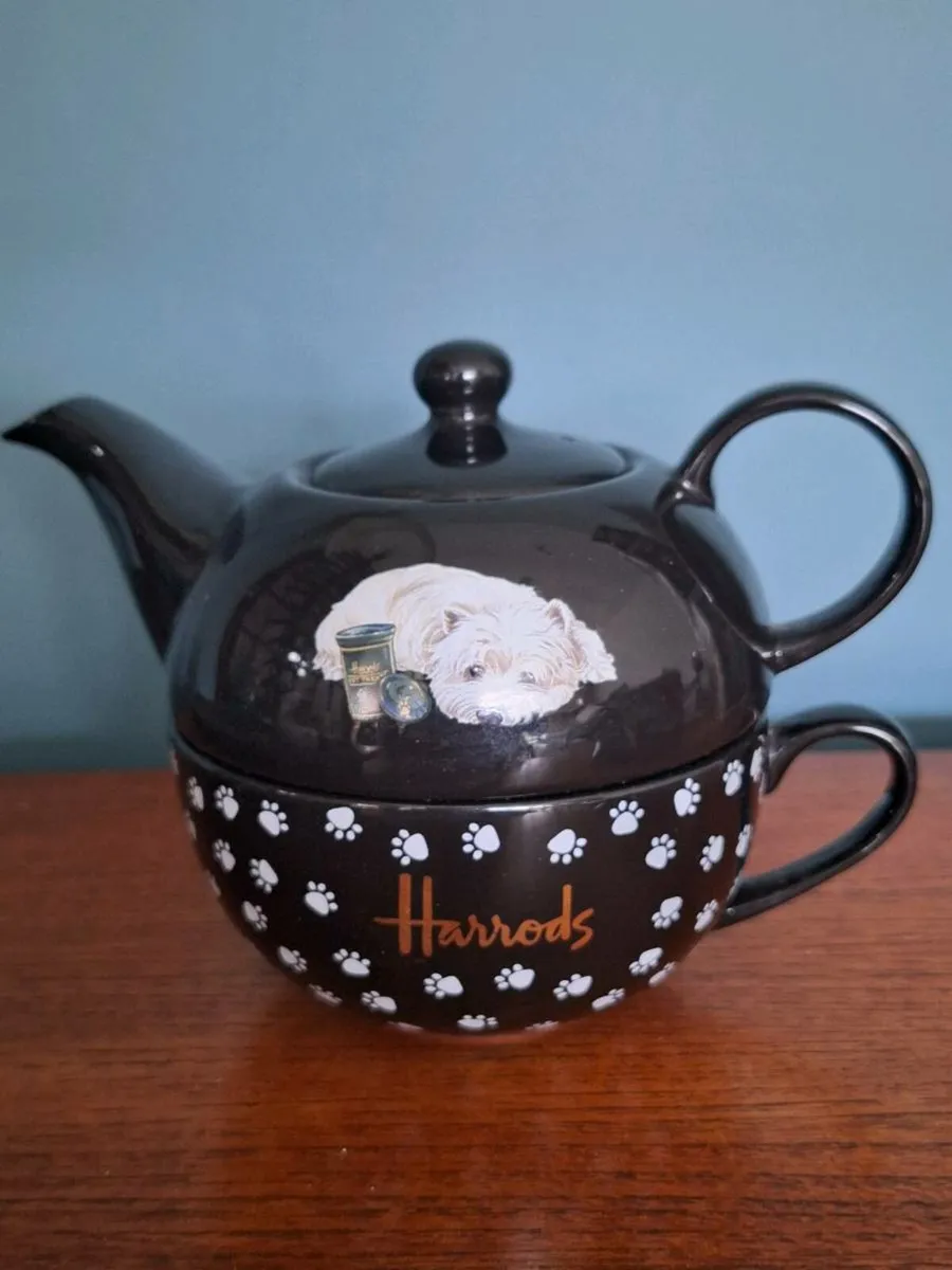 Harrods Teapot & Cup set - Image 1