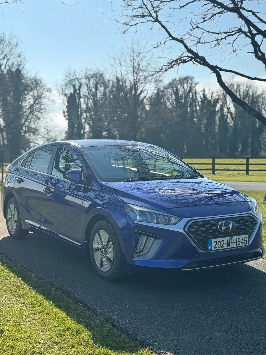 Hyundai Ioniq Premium Hybrid 2020 - Image 2