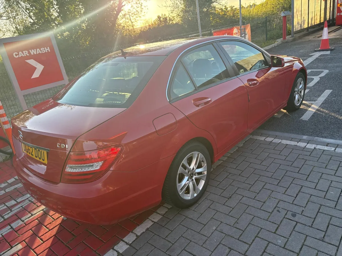 Mercedes-Benz C-Class 2012 - Image 4