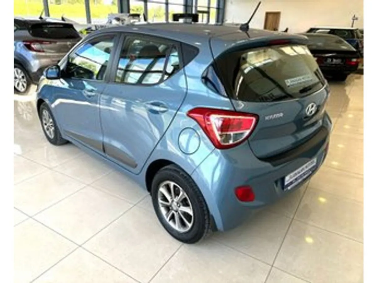 Hyundai i10 Deluxe 5 Door - Image 3