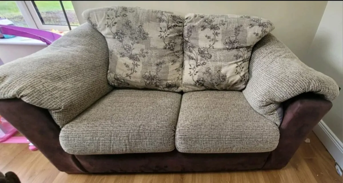 Couch - Image 1