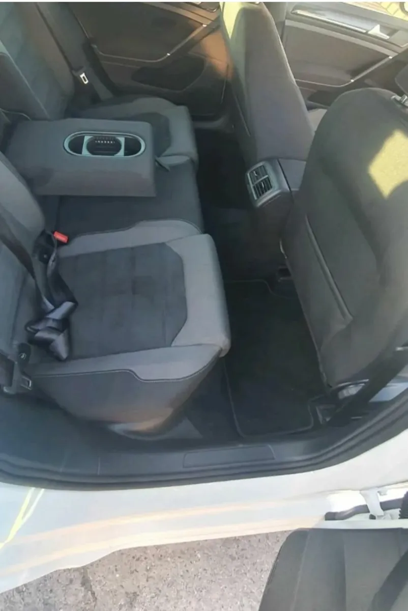 Volkswagen Golf 2018 - Image 2