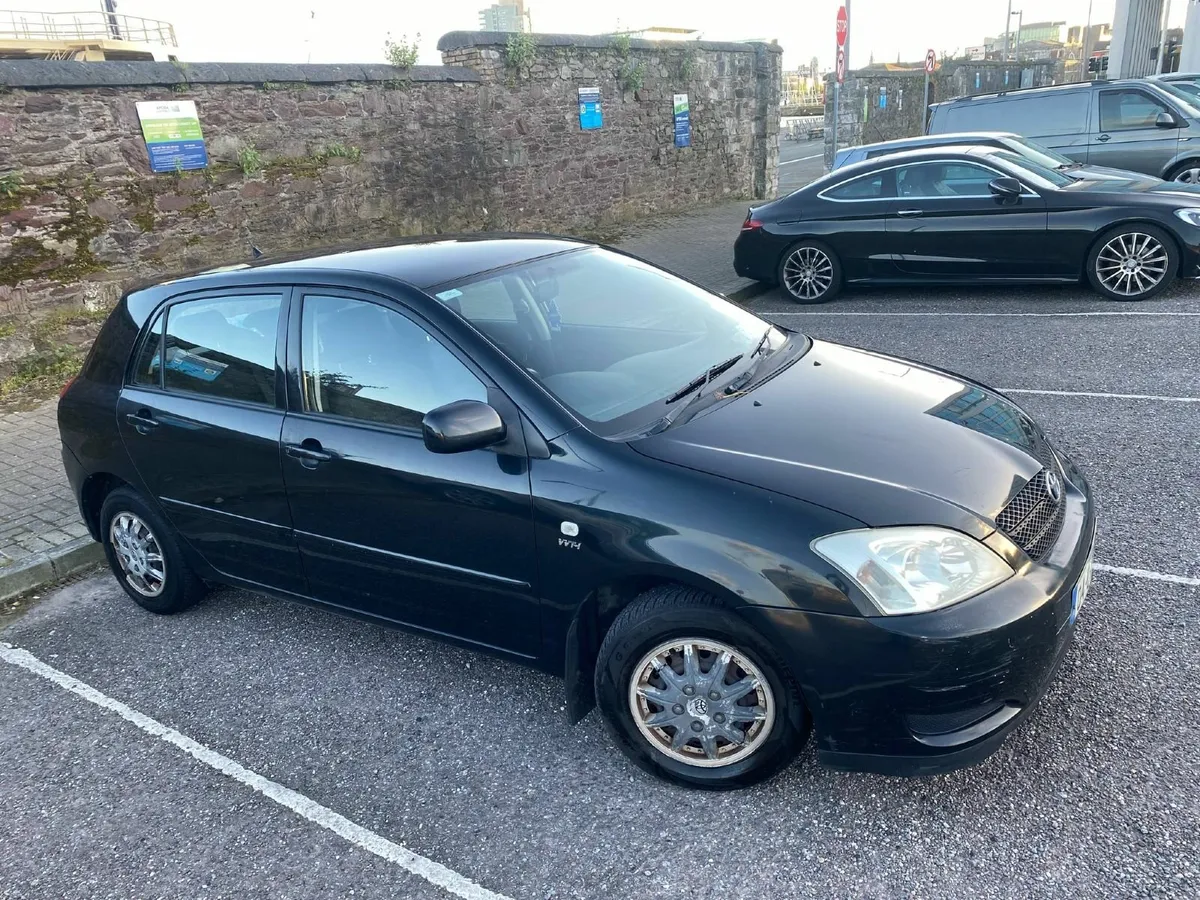 Toyota Corolla 2004 - Image 1