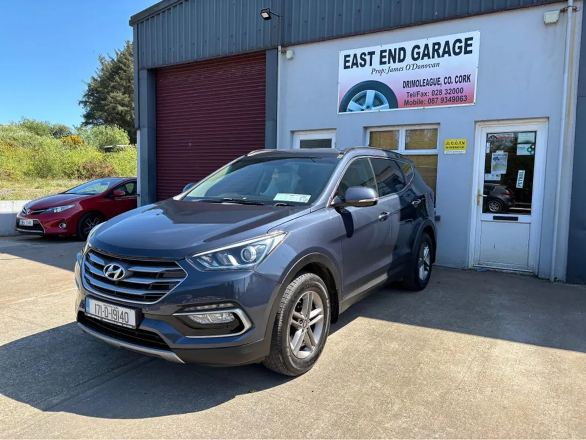 Hyundai Santa Fe Executive 4WD 5DR - Image 4