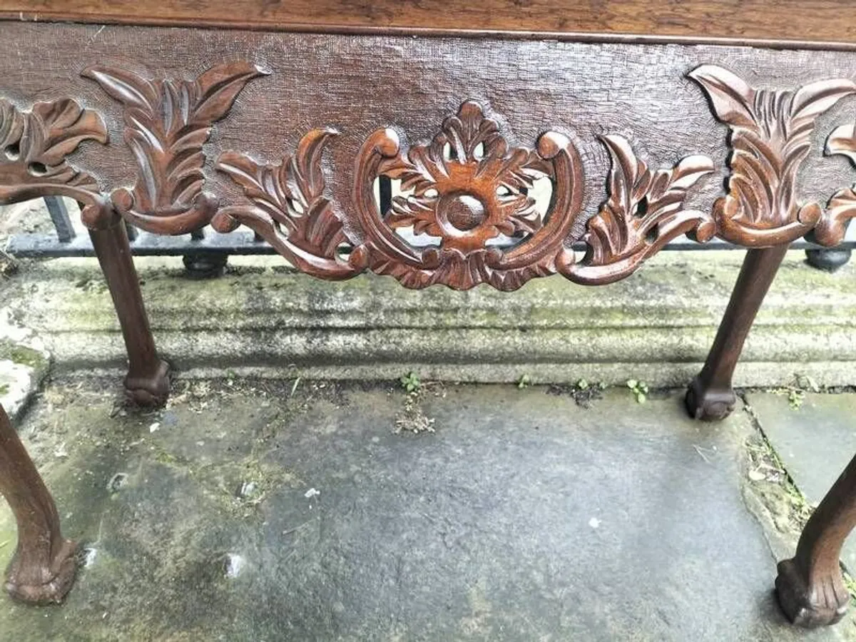 A Chippendale style mahogany Chippendale style mahogany Hall Table - Image 3