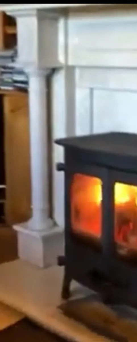 Marble Fire Surround and hearth - Image 4