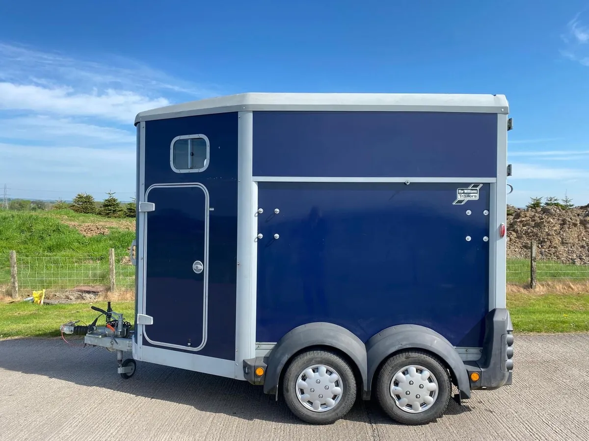 IFOR WILLIAMS HB 506 BLUE Horsebox - Image 3