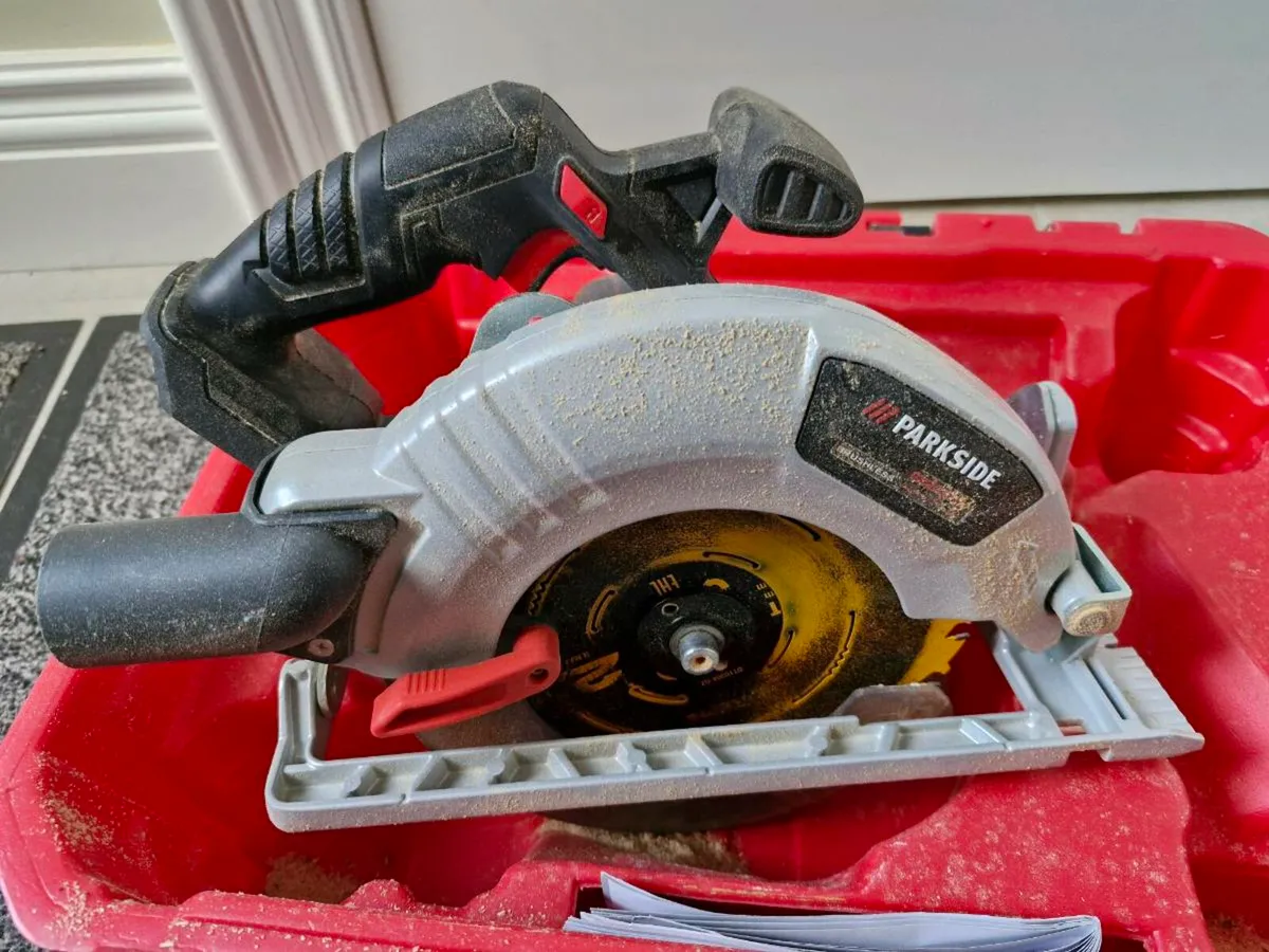 Parkside Battery Circular Saw - Image 2