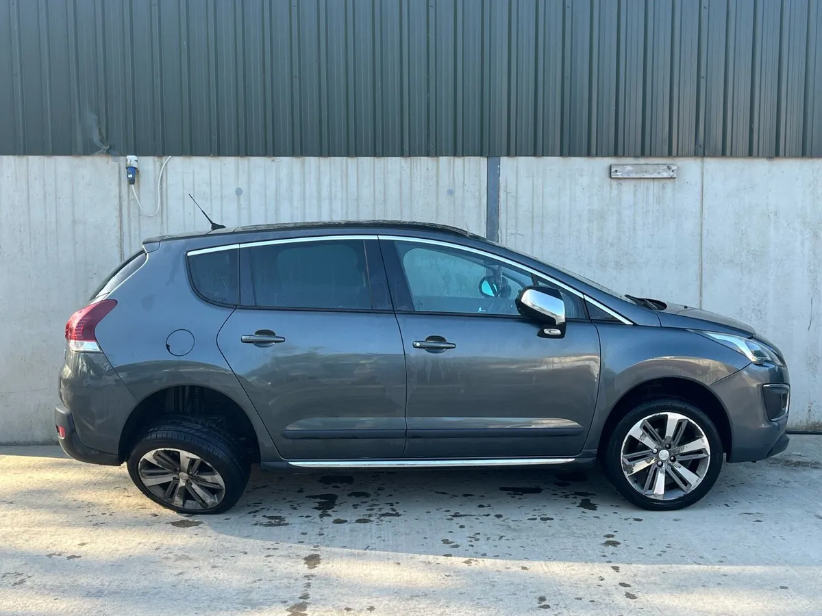2014 Peugeot 3008 for parts - Image 4