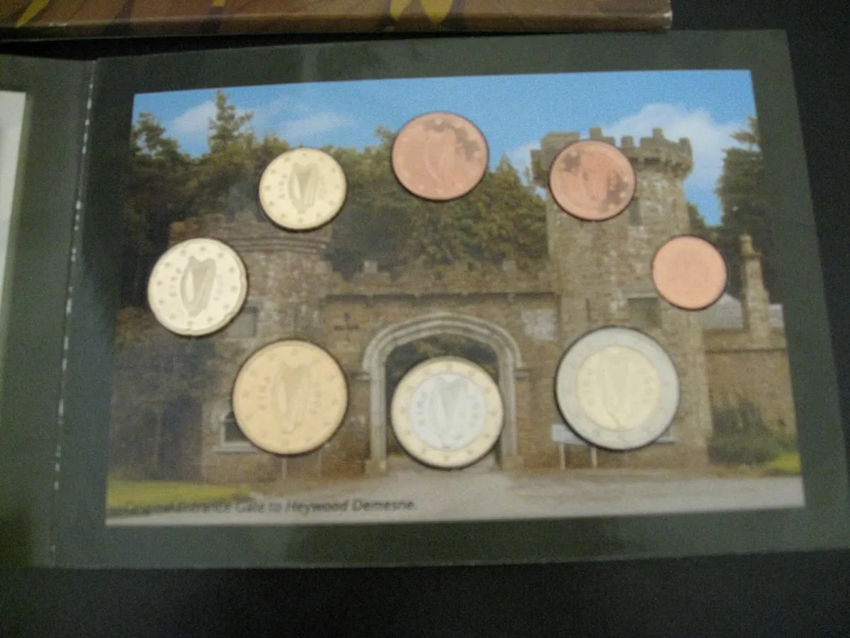 Heywood Gardens Uncirculated Coin Set 2005 - Image 2
