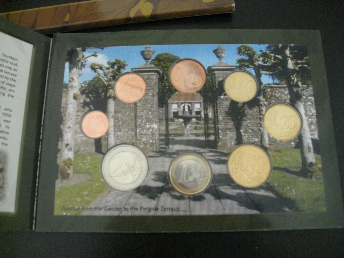 Heywood Gardens Uncirculated Coin Set 2005 - Image 3