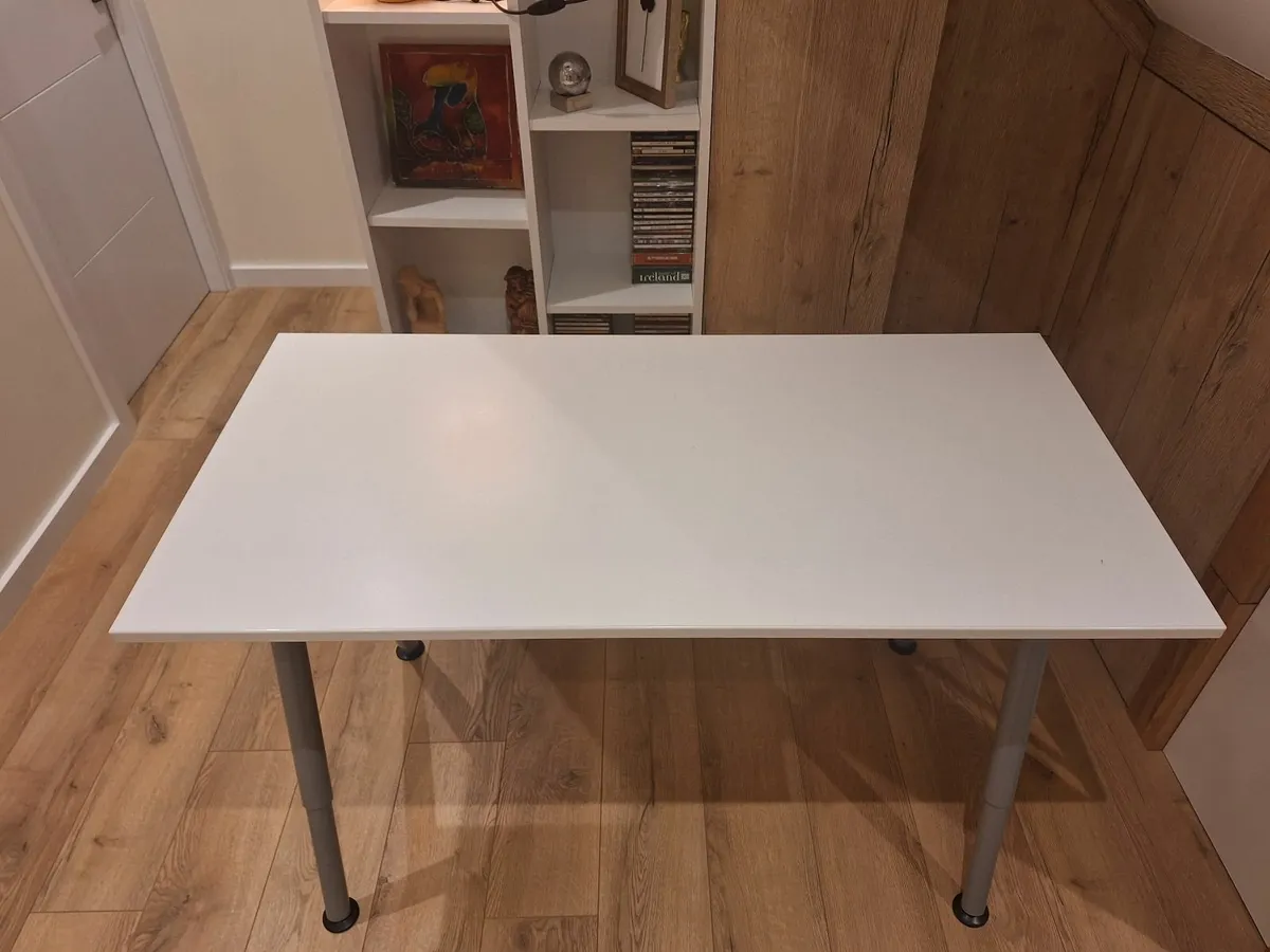 Height-adjustable desk - Image 2
