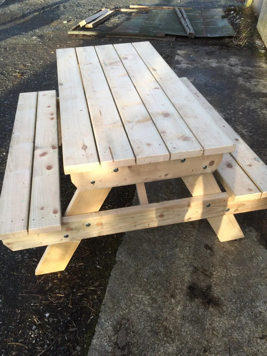 Picnic benches - Image 1