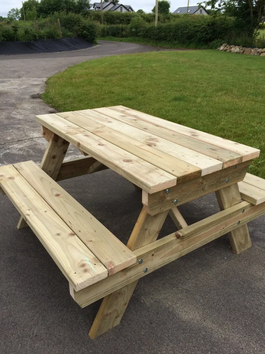 Picnic benches - Image 4