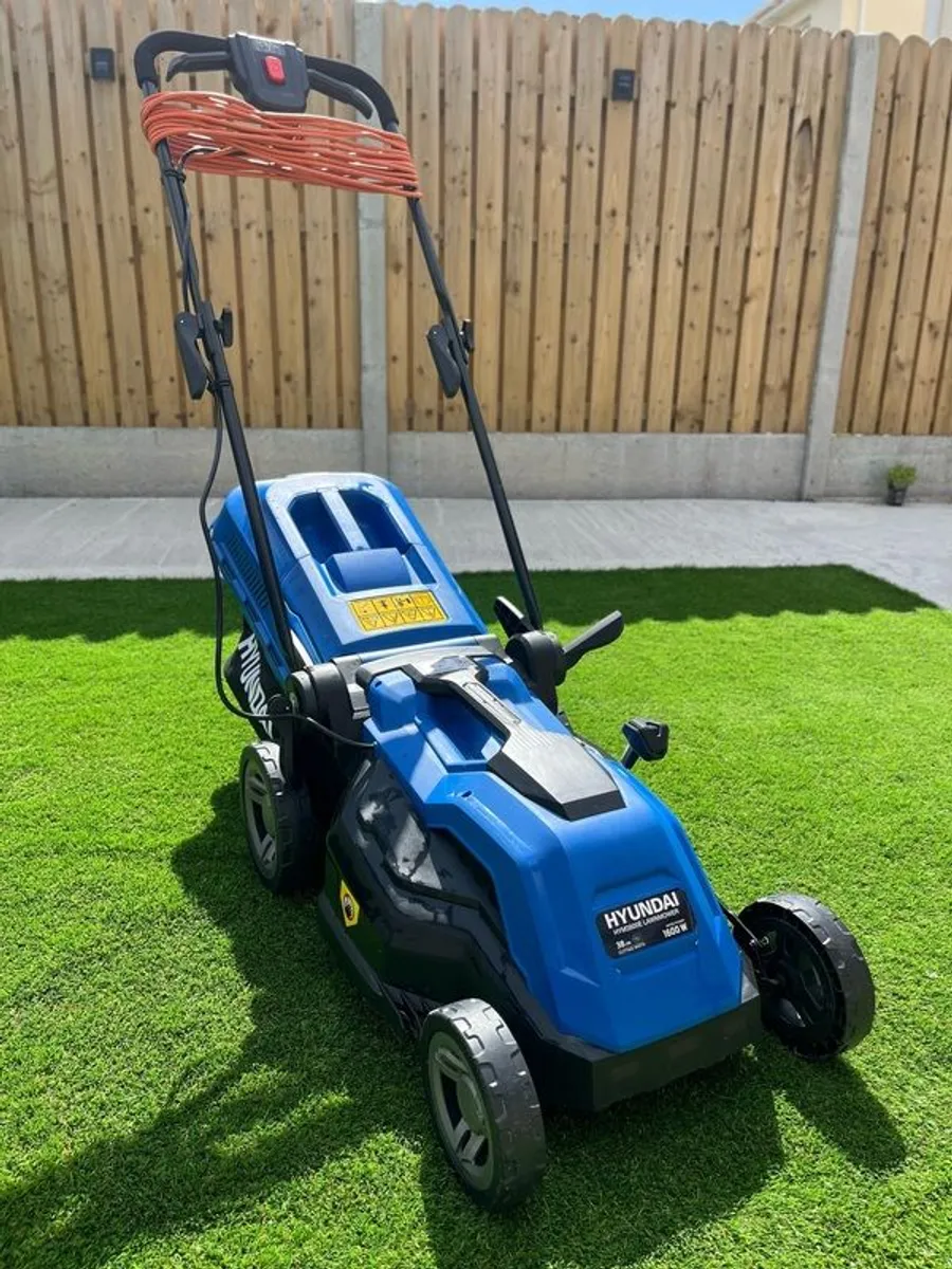 lawnmower - Image 1