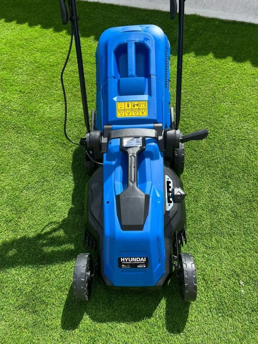 lawnmower - Image 3