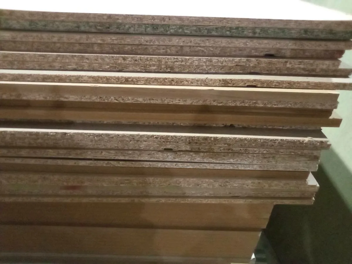 8x4. 15mm .MDF& CHIPBOARD - Image 4