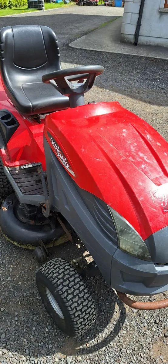 Ride on mower - Image 1
