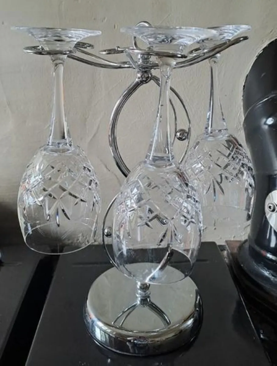 Steel wine glass holder FREE - Image 1