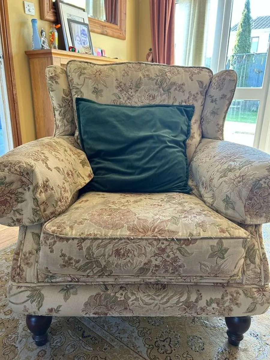 3 piece suite - Image 3