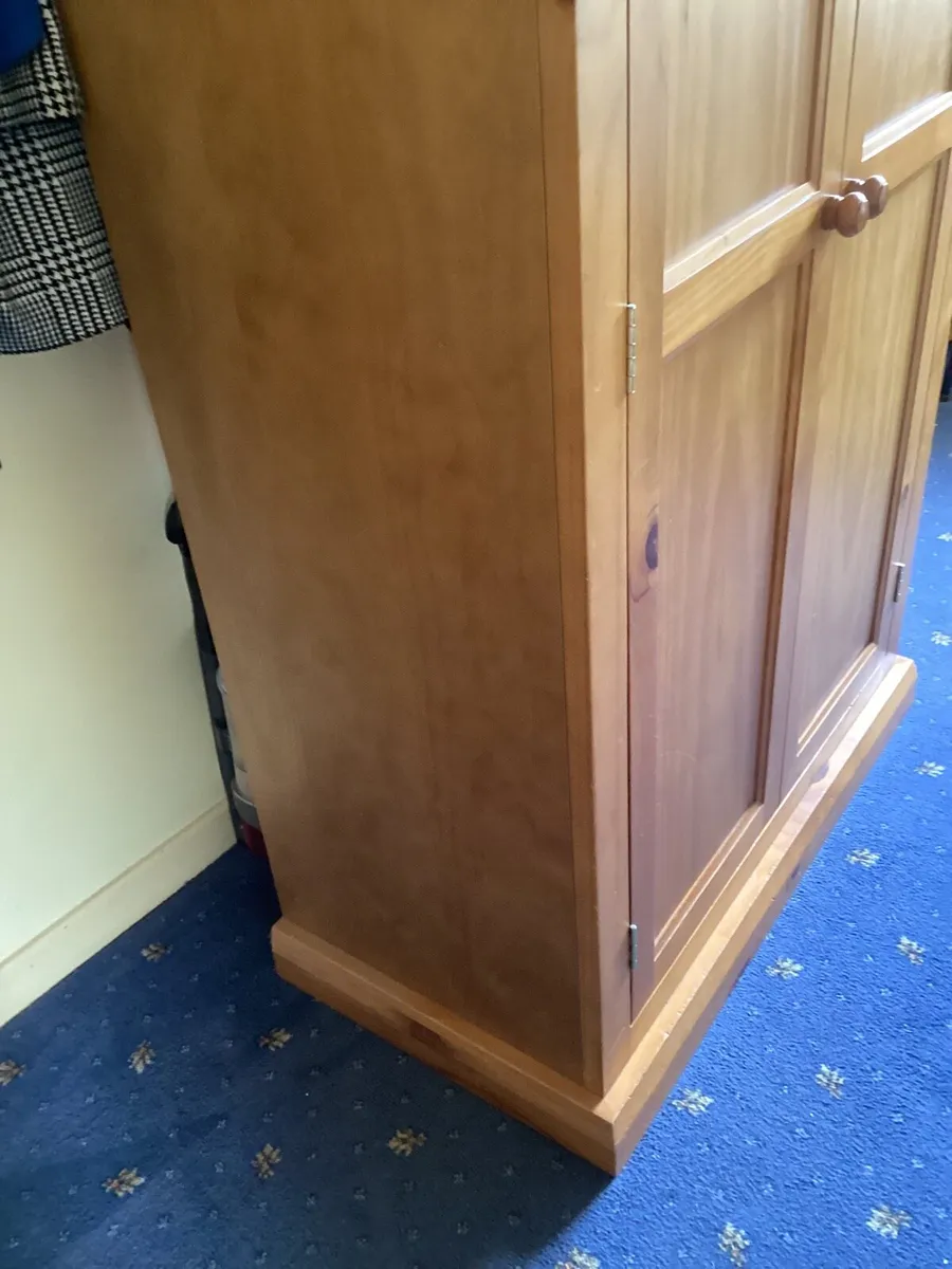 Wardrobe - Image 2