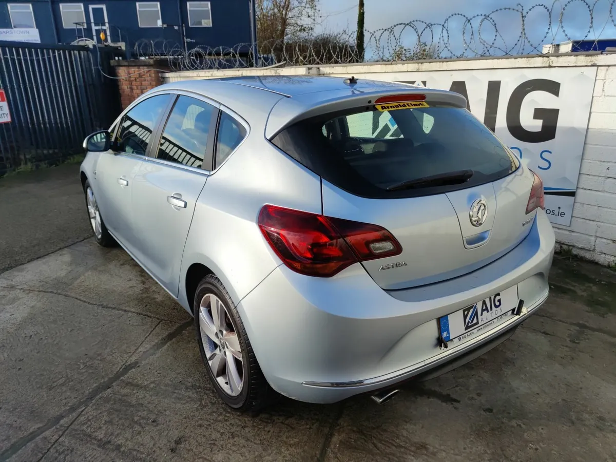Opel/Vauxhall Astra 2015 1.4 SRI 140BHP - Image 3