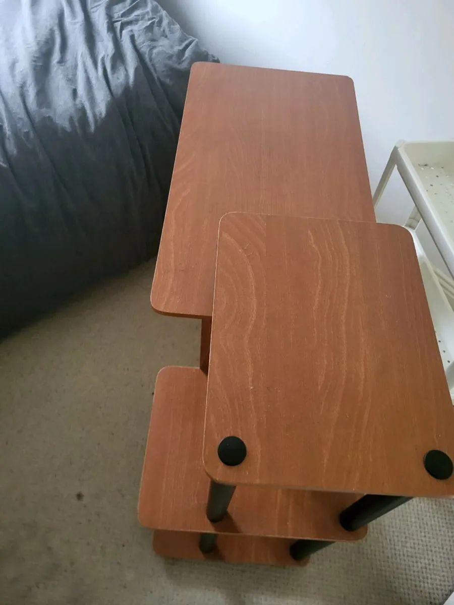 Desktop table - Image 2