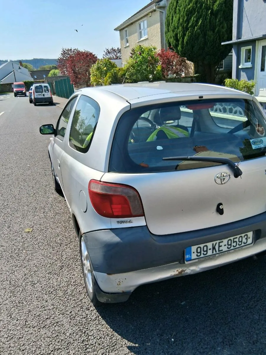 Toyota Yaris Taxed. Nct.10.months. €1,130. - Image 2