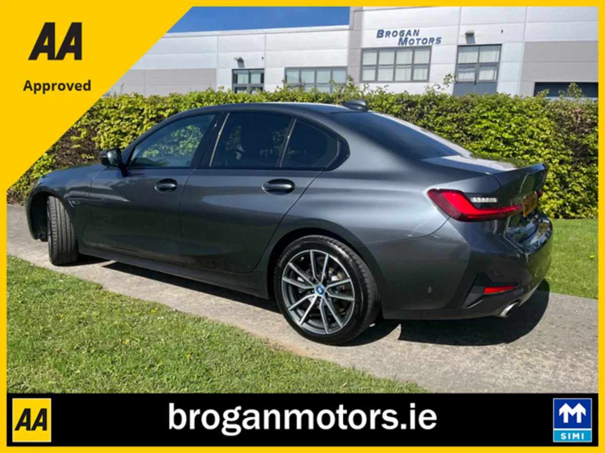 Bmw 330e 2.0 T Sport Pro*Phev*Stunning* - Image 4