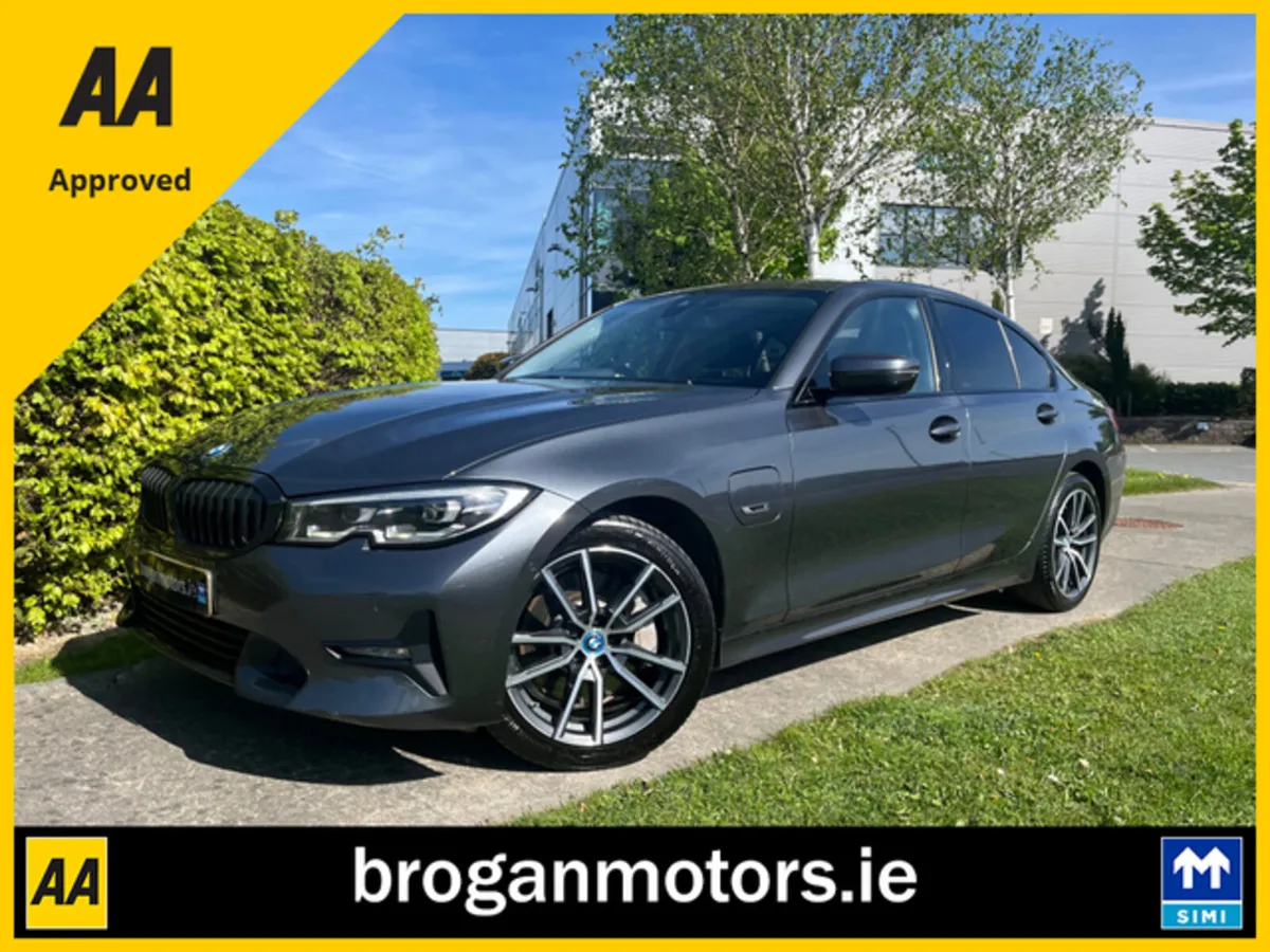 Bmw 330e 2.0 T Sport Pro*Phev*Stunning* - Image 3