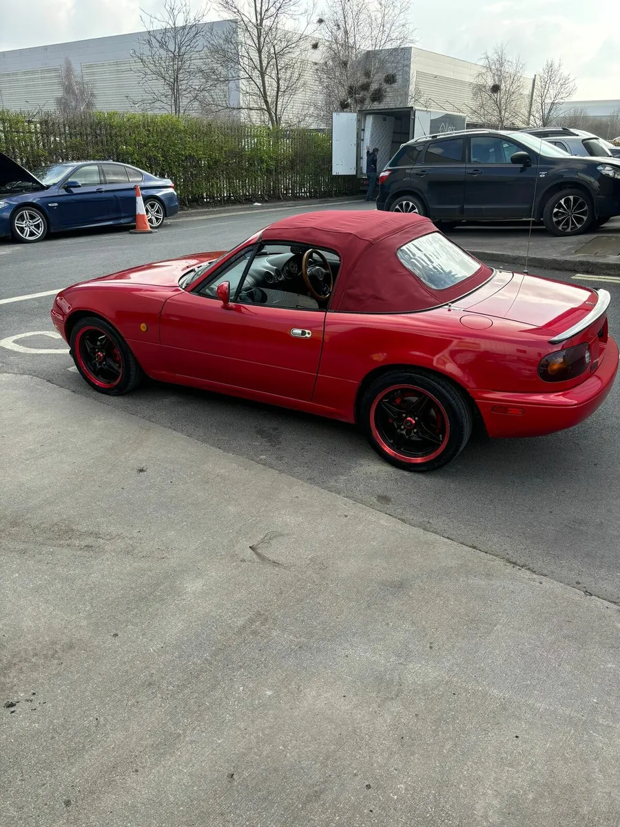 Mazda mx5 - Image 1