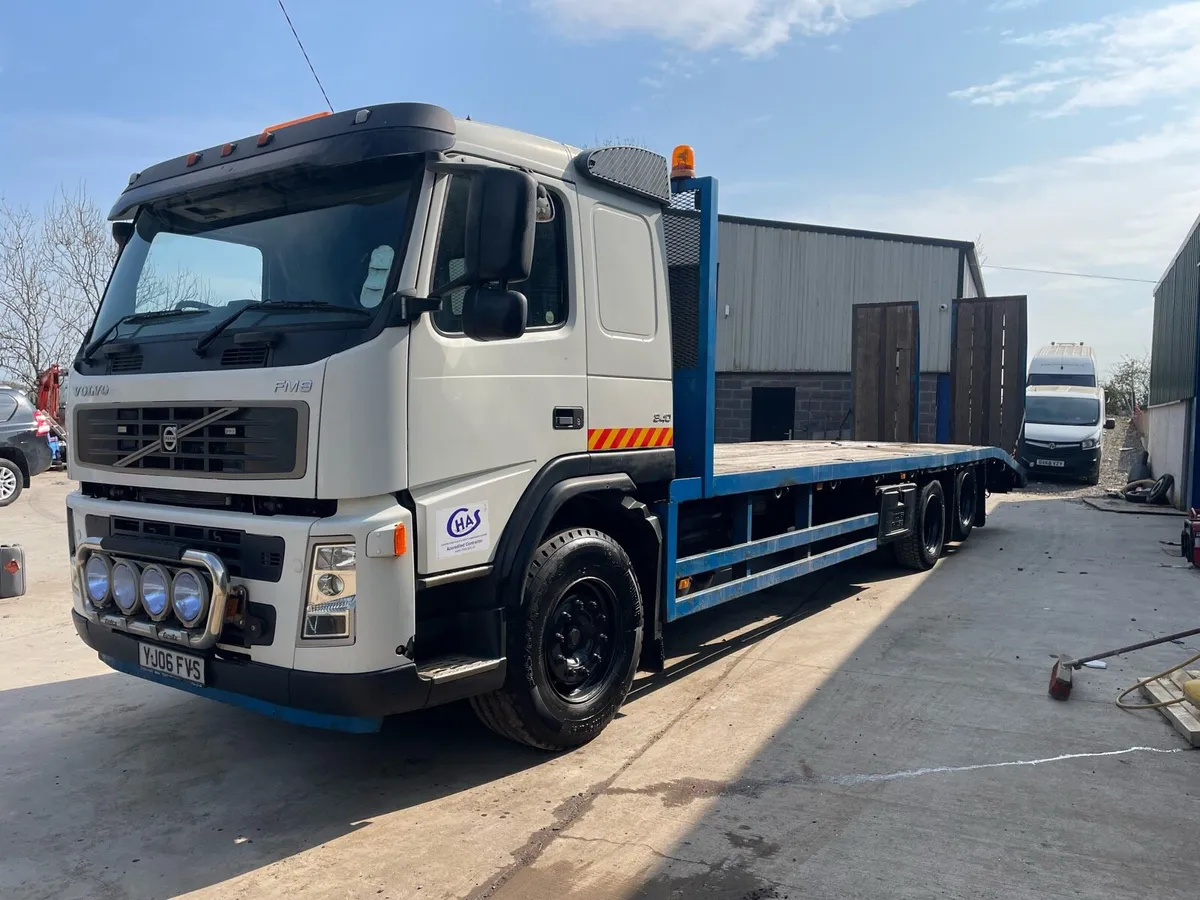 VOLVO FM9 340 Beavertail Plant Lorry Scania DAF - Image 1