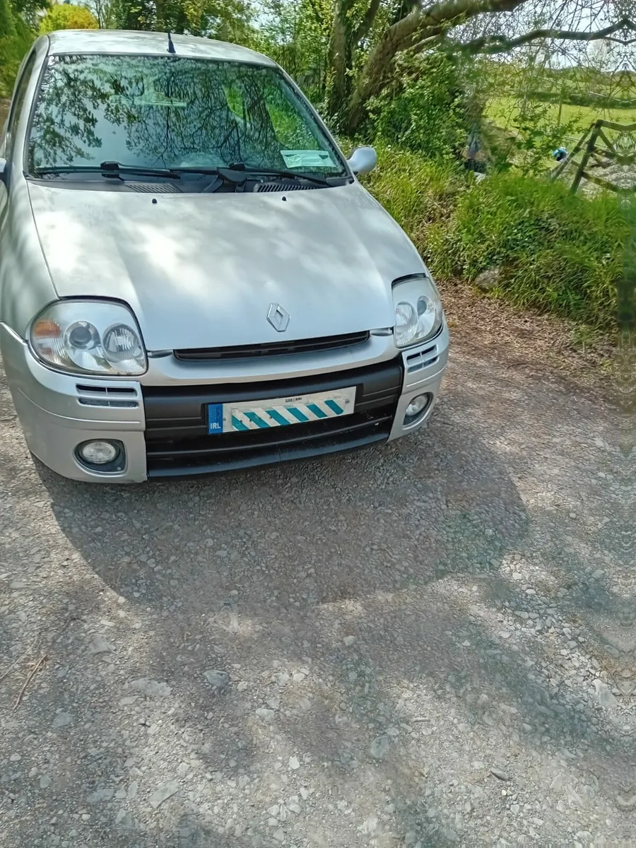 Renault Clio 2.0L 16V SPORT 3DR - Image 2