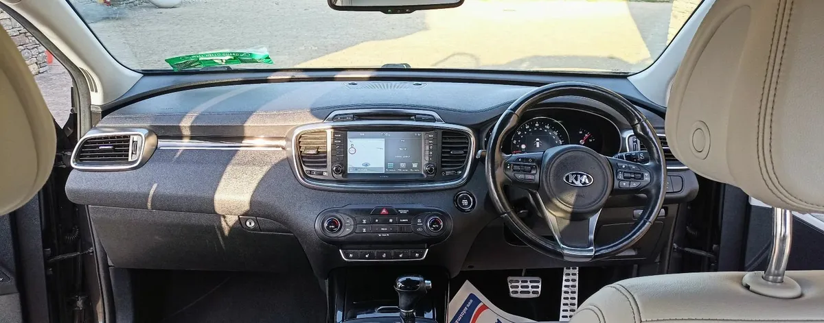 KX-4 (Platinum) Full-Leather Automatic 7-Seater - Image 1