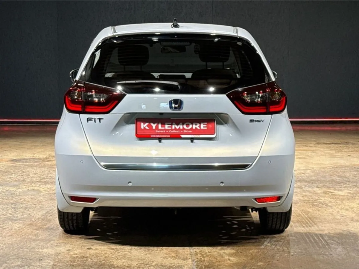 Honda Fit 1.5 Hybrid Automatic - Half Brown/black - Image 3