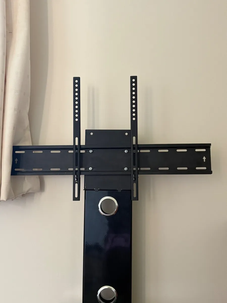 TV Stand - Image 3