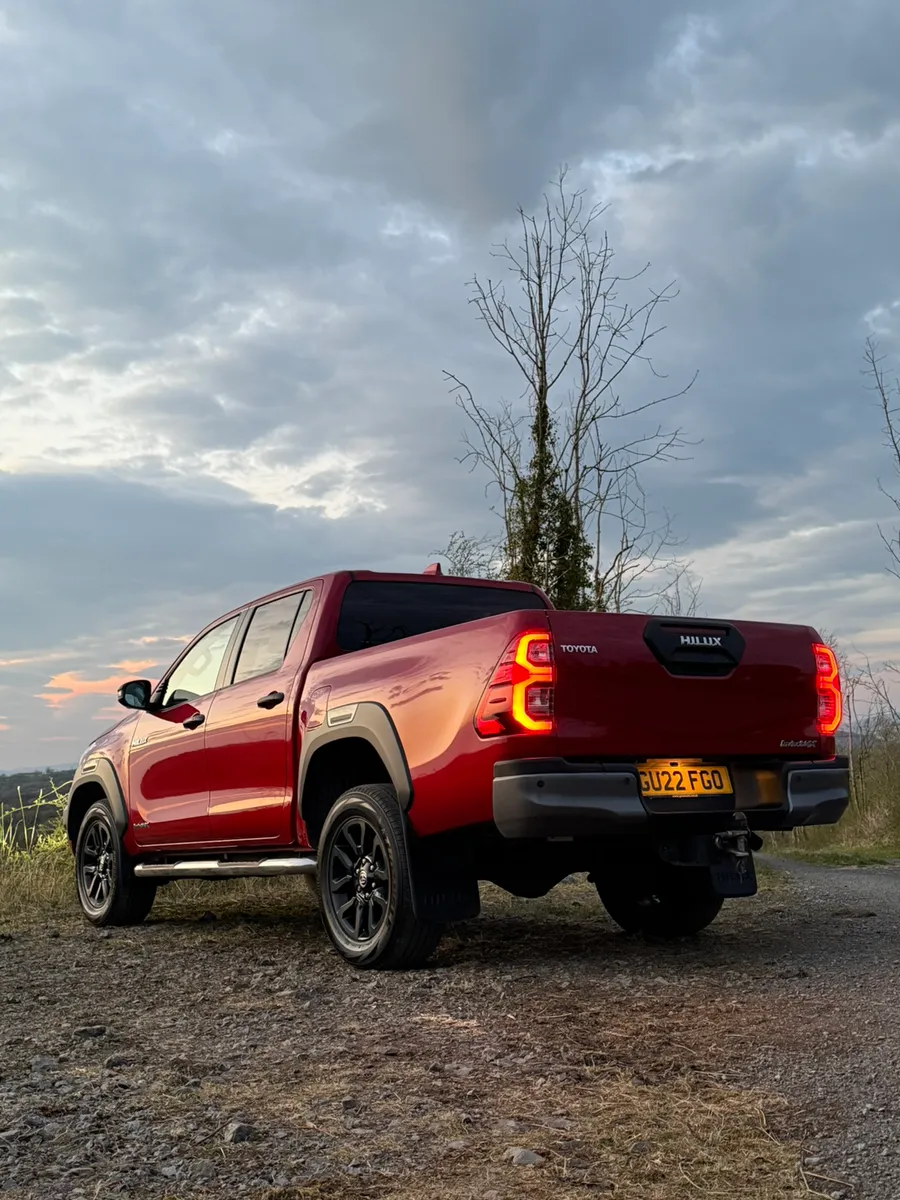 2022 Toyota Hilux Invisible X - Finance Options - Image 3