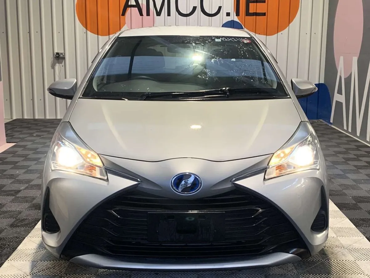 Toyota Vitz Toyota Vitz 1.5 Hybrid Automatic / To - Image 2