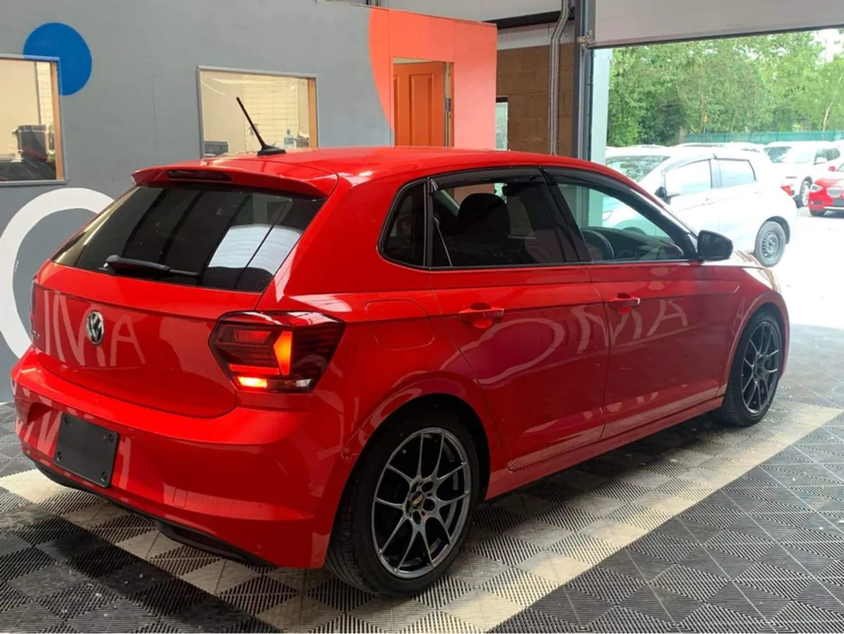 Volkswagen Polo MAY Sale  Polo Automatic 1.0 Petr - Image 4