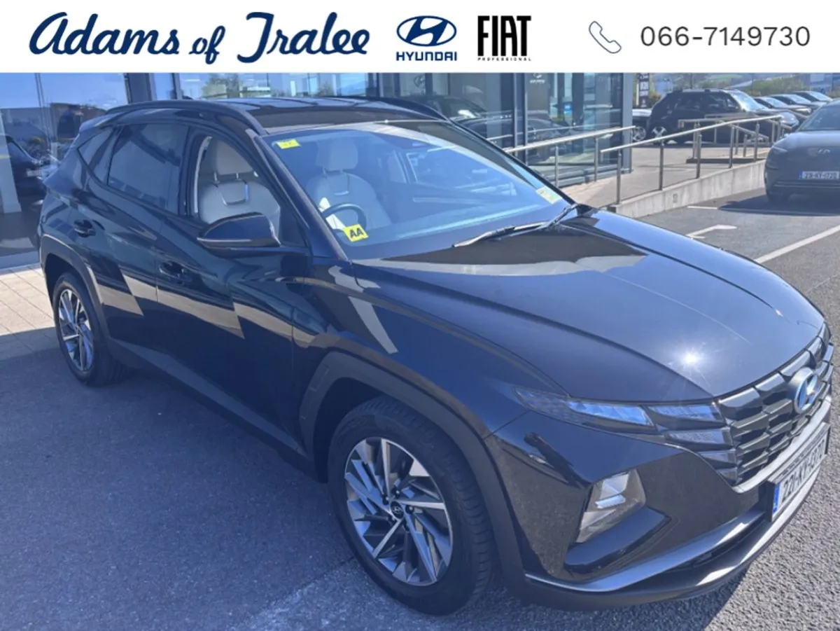 Hyundai Tucson Ix35 Executive 5DR - Image 1