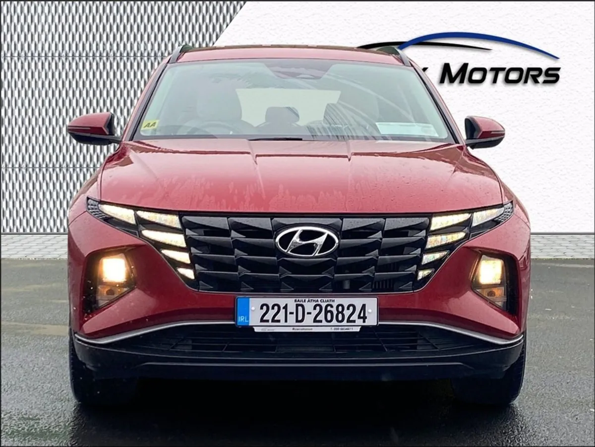 Hyundai Tucson Ix35 Executive 5DR - Image 2