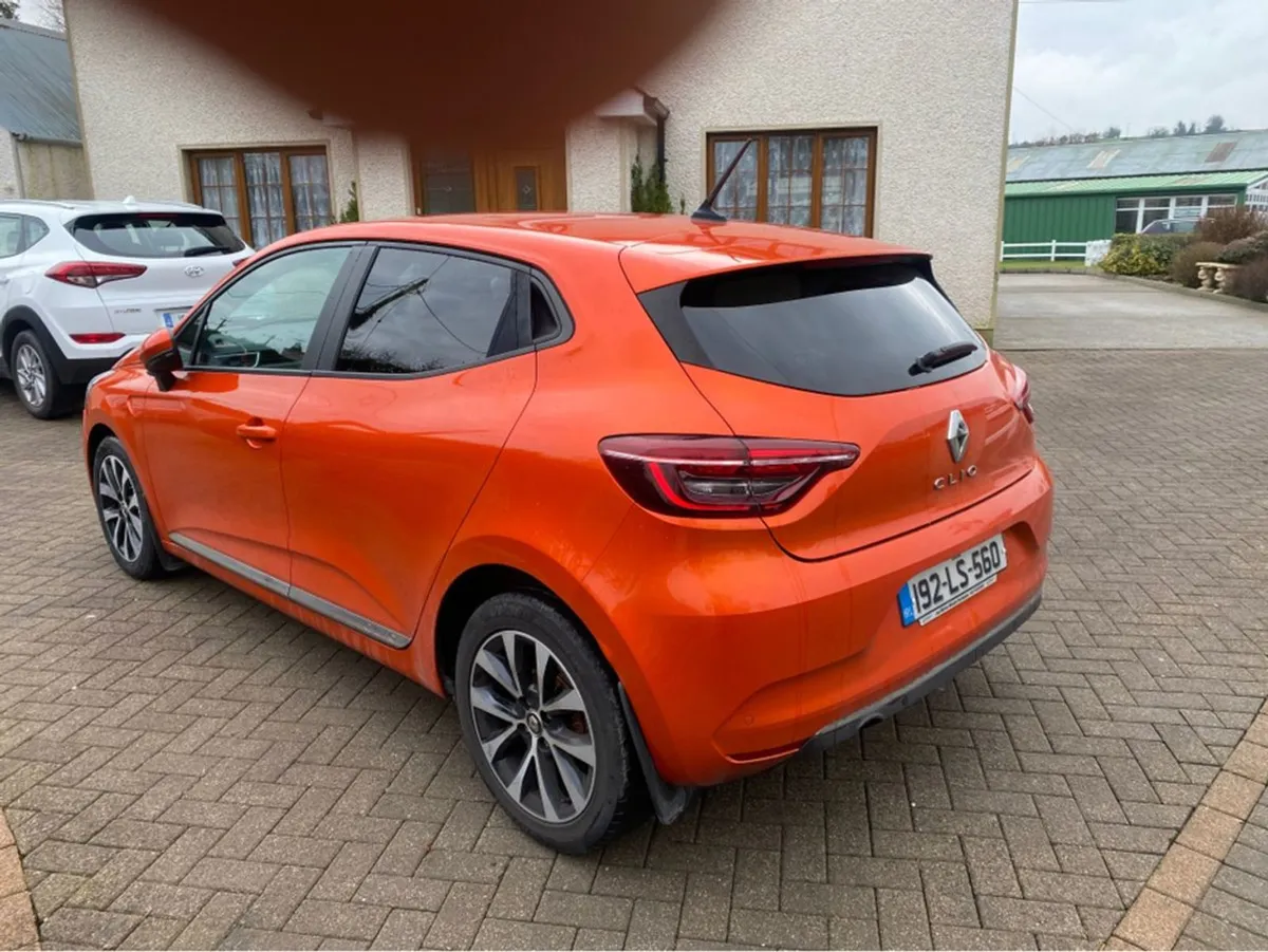 Renault Clio Iconic TCE 100 My19 5DR - Image 2